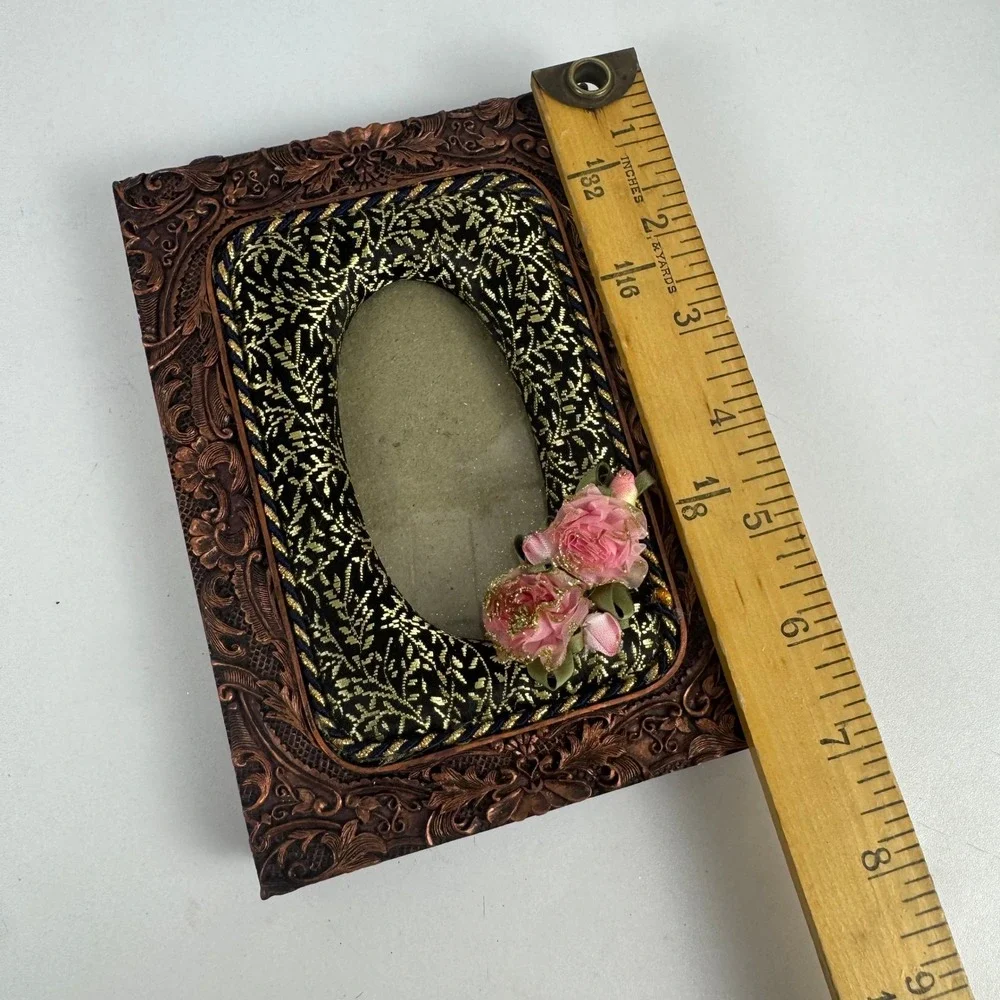 Vtg Victorian Style Picture‎ Frame Ornate Copper Tone Floral Roses